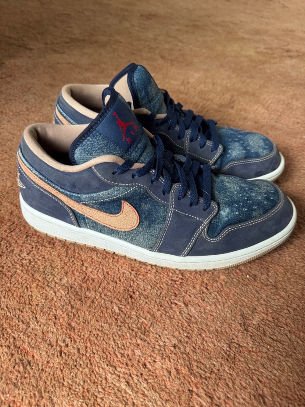 Jordan 1 Low SE Denim